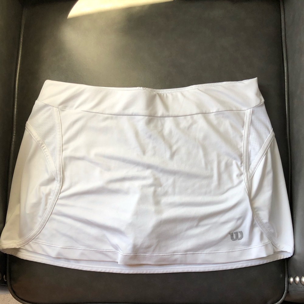 Wilson White Tennis Skirt Size Medium